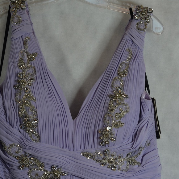 Lilac Beaded Sequin Rhinestone Gown SZ 14 NWT - Picture 4 of 16